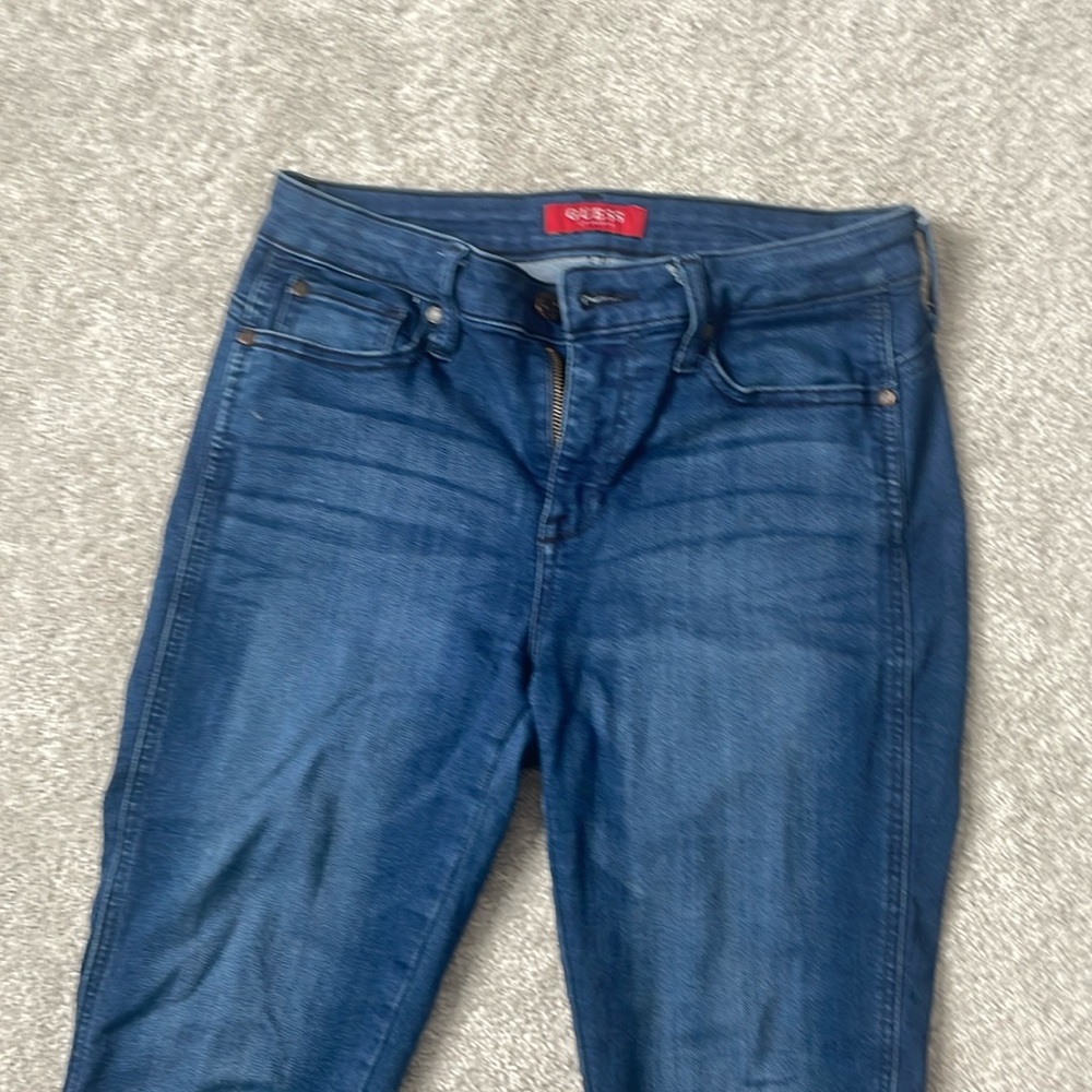 Guess Size 8